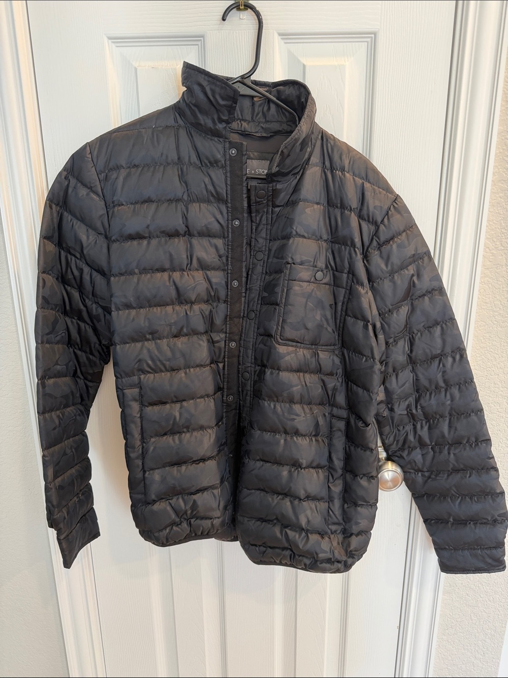Slate & Stone Black camo Quilted Puffer Jacket